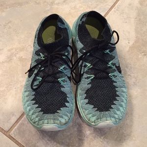 Nike free 3.0 running shoes